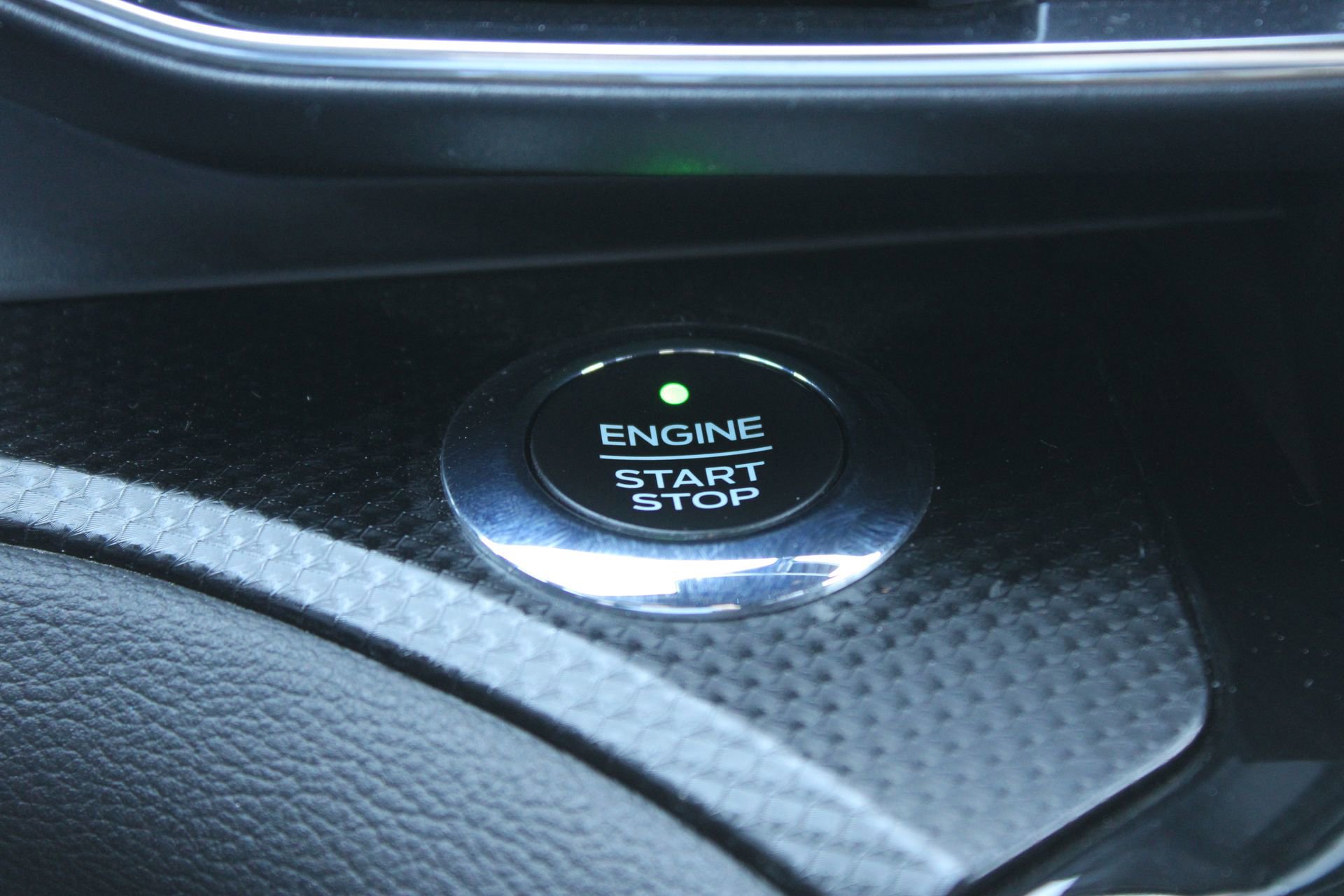 2021 Ford Explorer ST - Photo 39