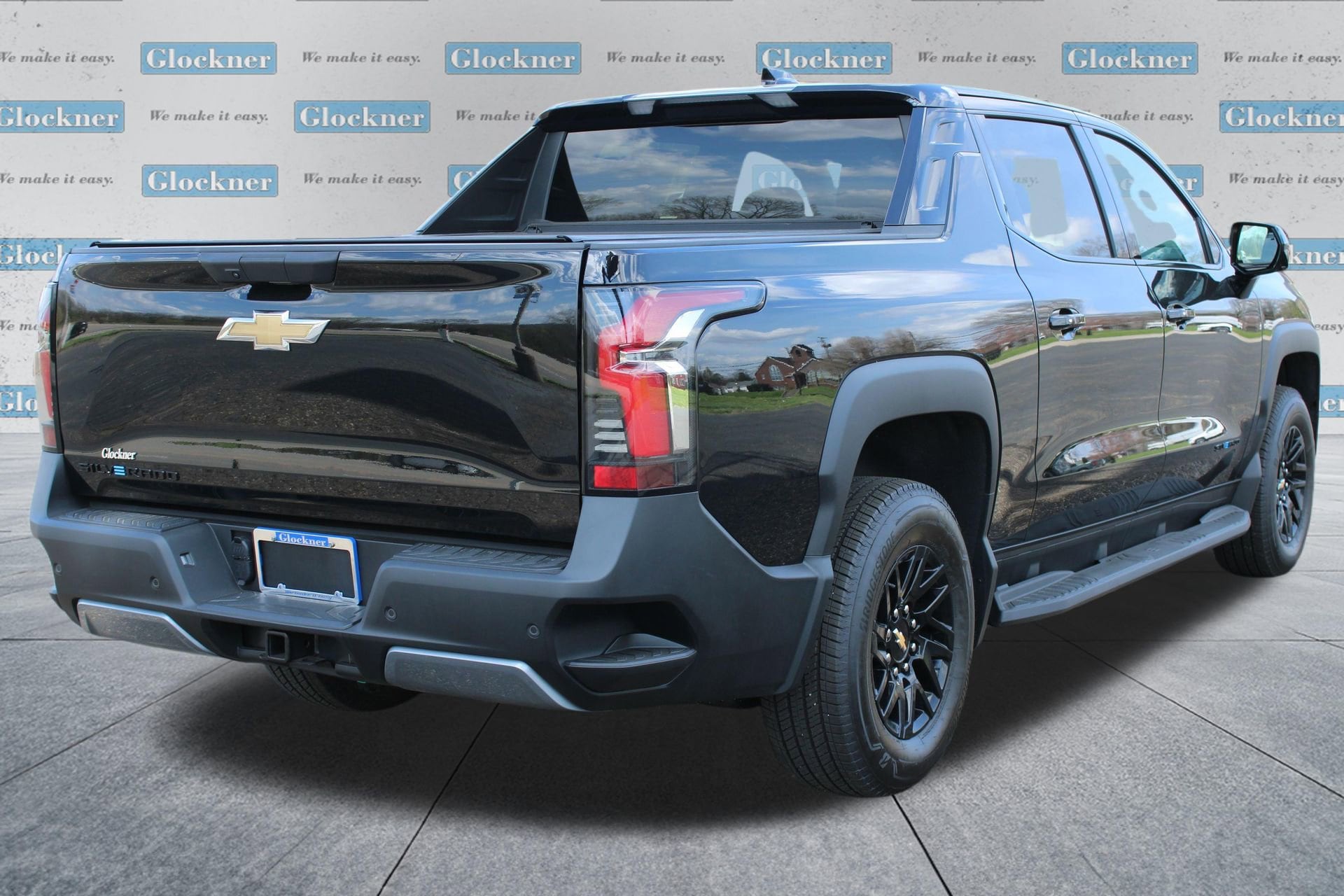 2026 Chevrolet Silverado EV LT - Photo 6