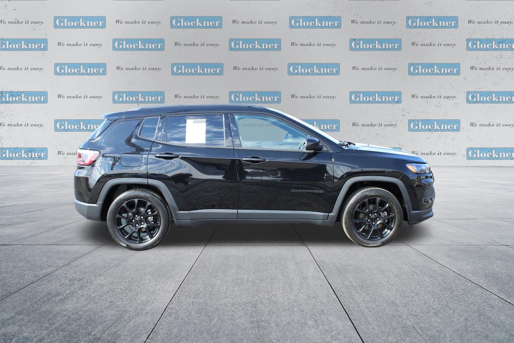 Used 2022 Jeep Compass Altitude SUV