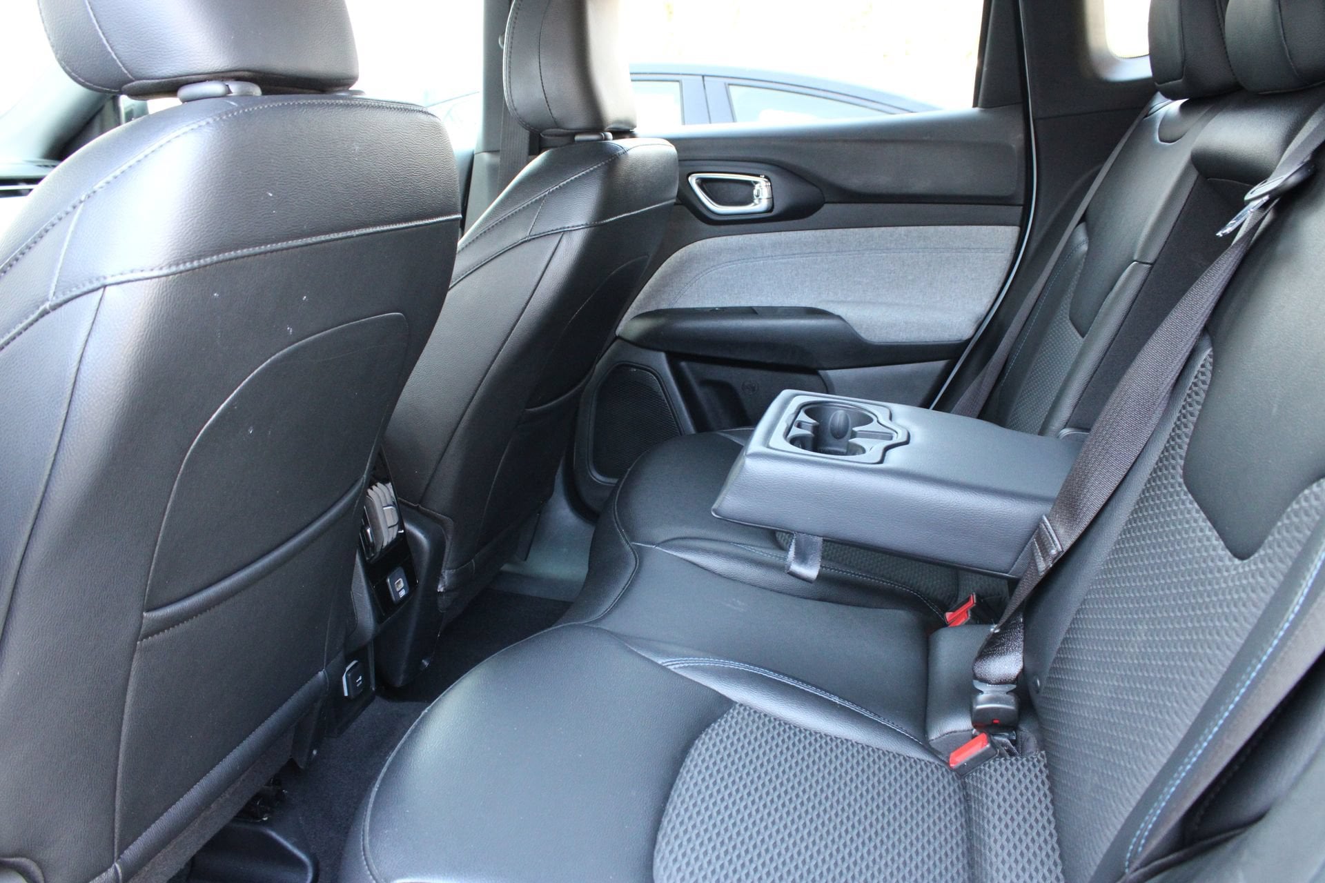 2024 Jeep Compass Latitude - Photo 18