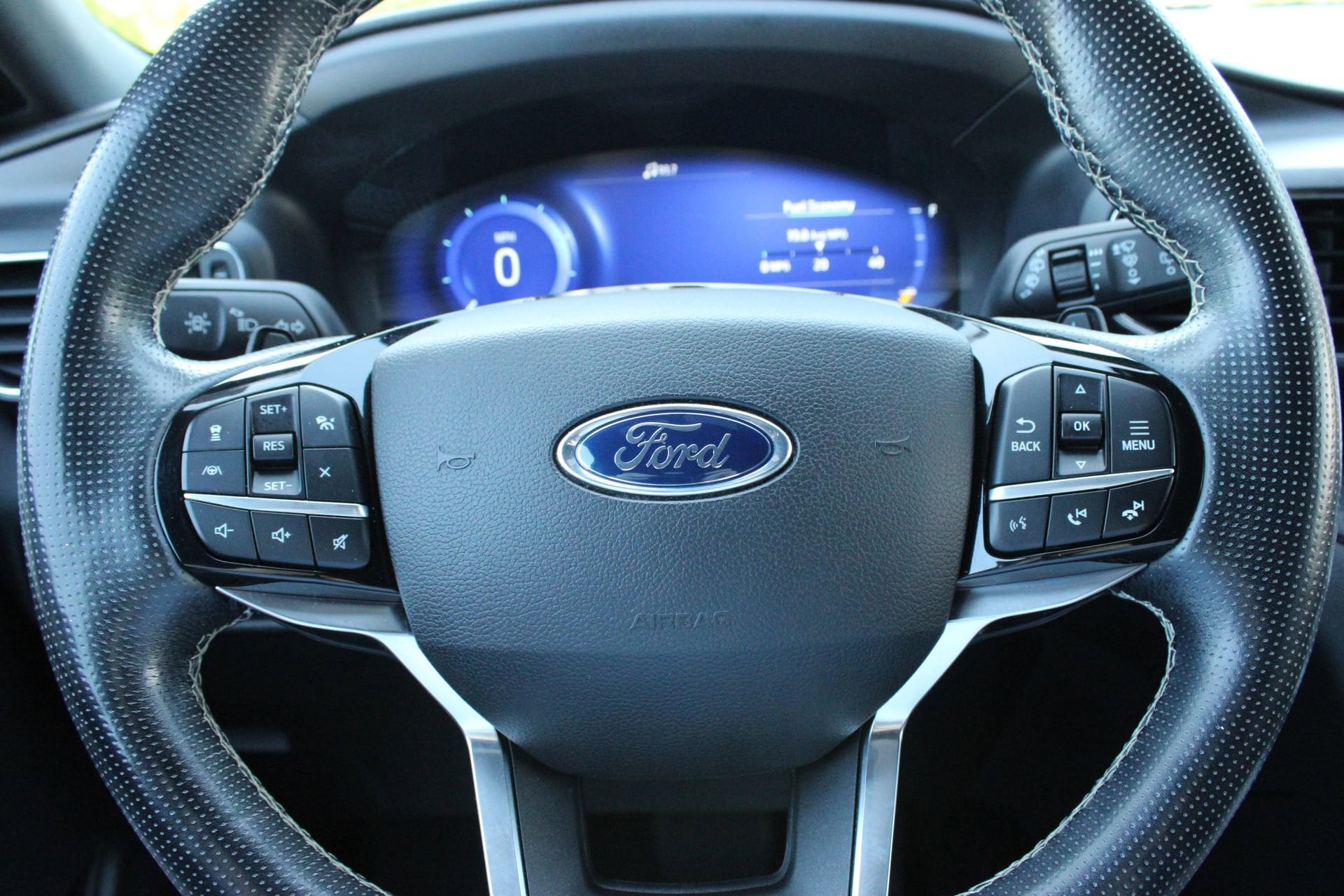 2021 Ford Explorer ST - Photo 31