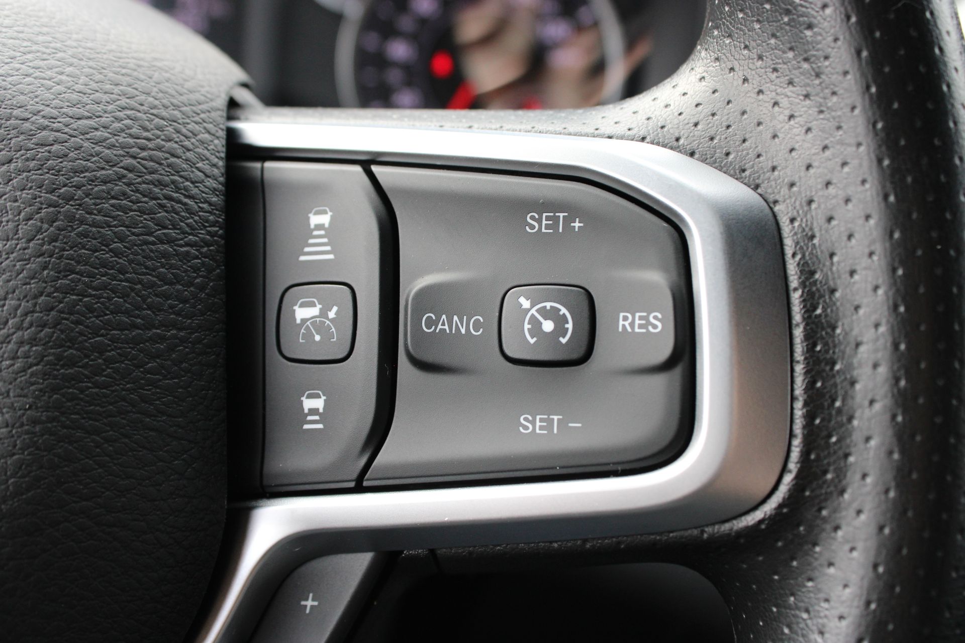 2025 RAM 2500 Tradesman - Photo 25