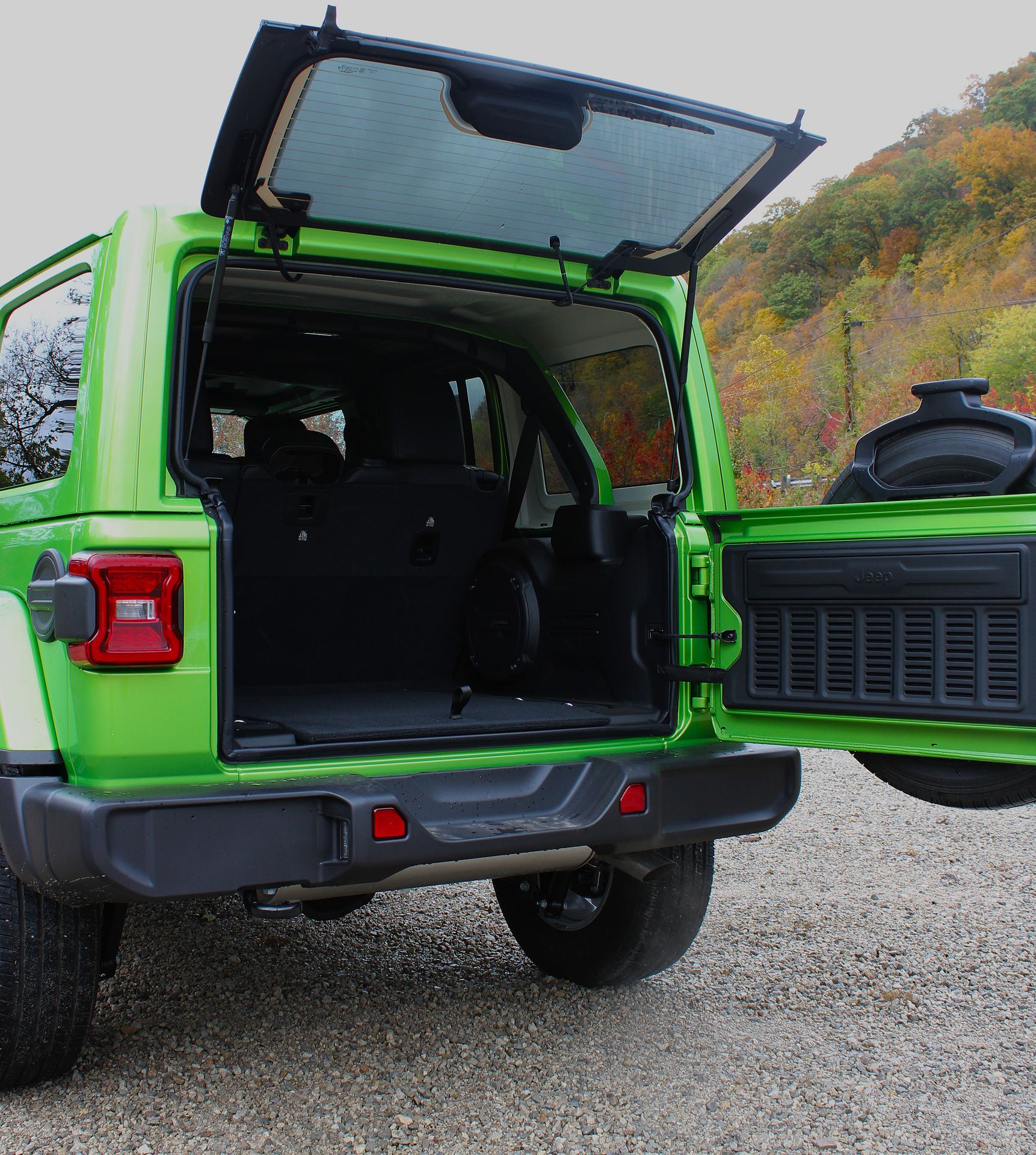 2026 Jeep Wrangler 4-Door Sahara - Photo 13