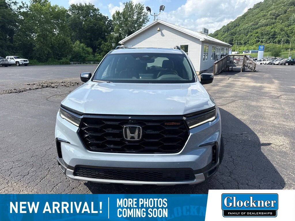 Used 2024 Honda Pilot TrailSport SUV
