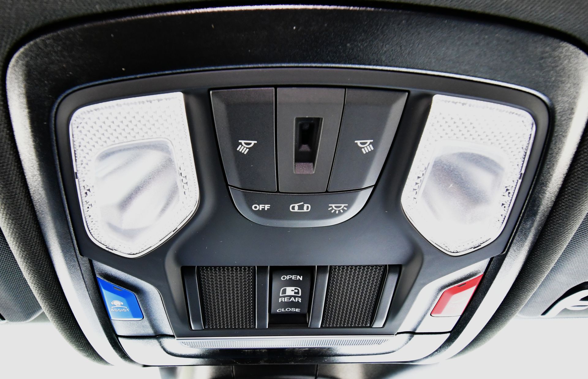 2025 RAM 2500 Tradesman - Photo 24