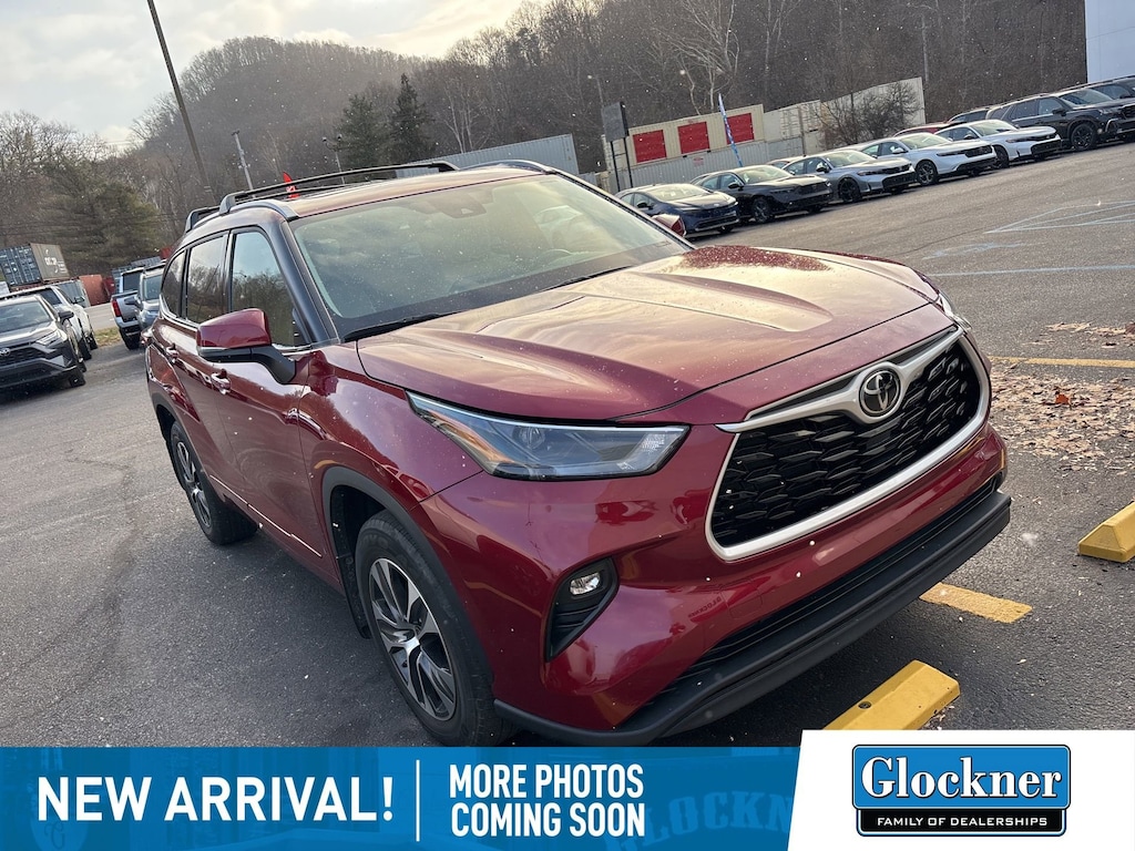 Used 2022 Toyota Highlander XLE SUV