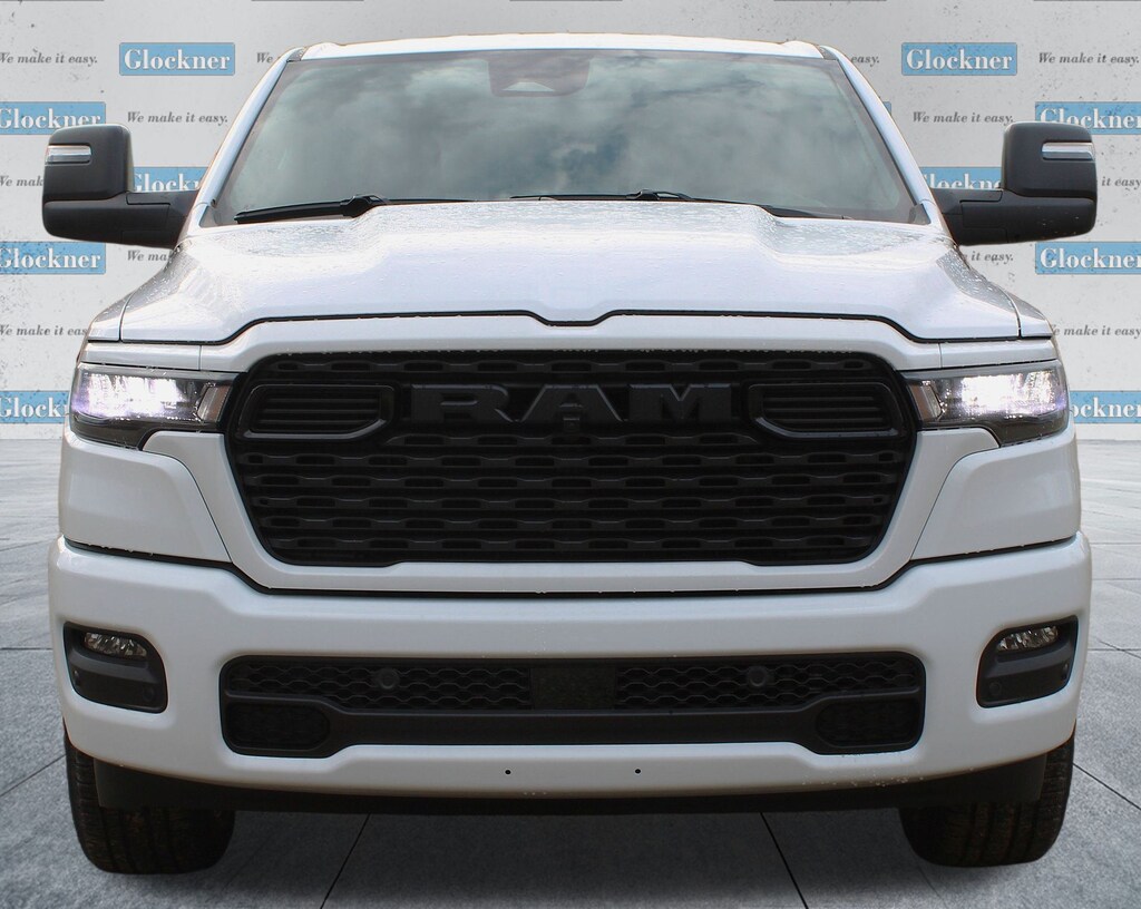 New 2026 Ram 1500 EXPRESS CREW CAB 4X4 5'7 BOX Pickup