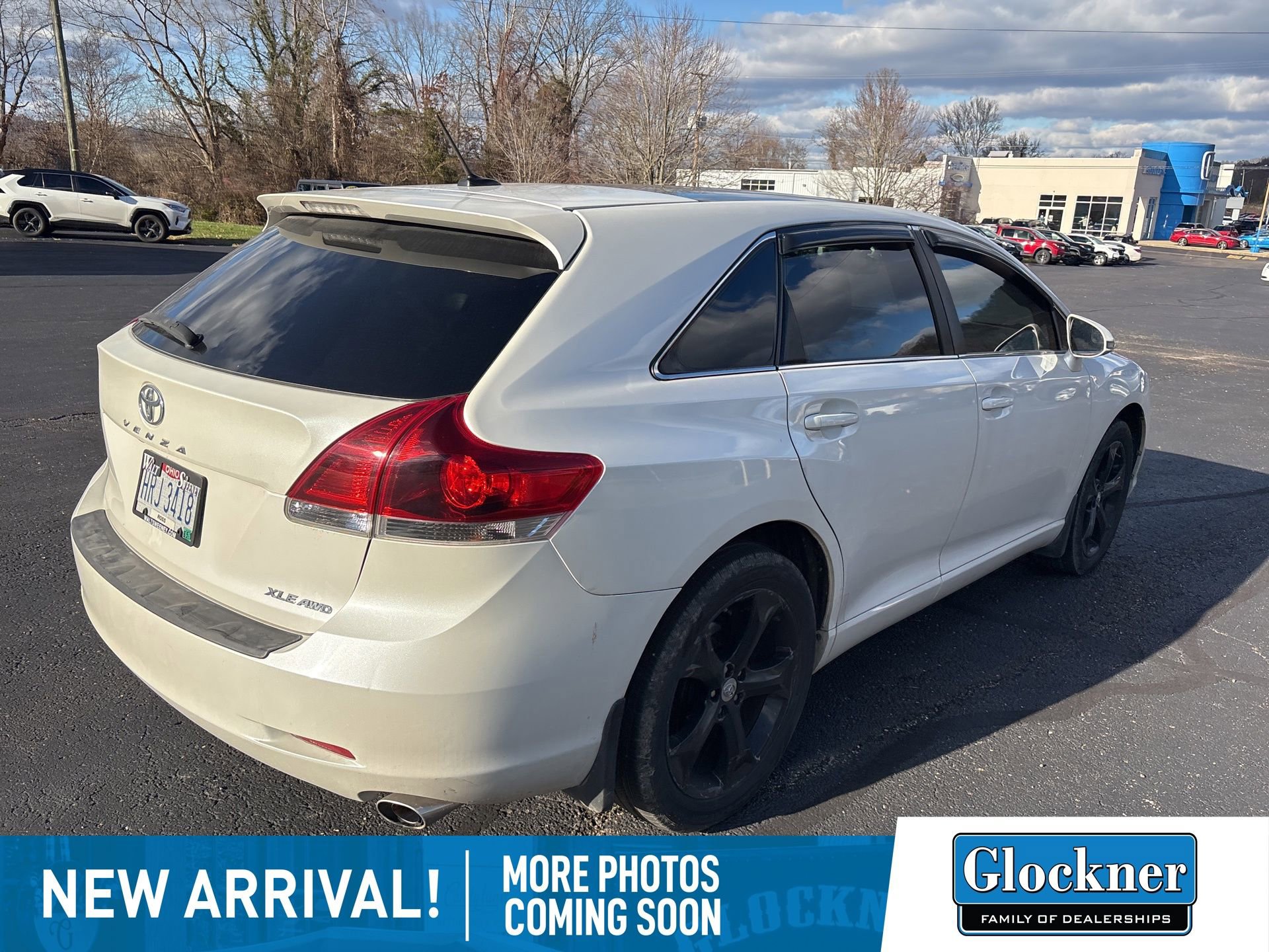 2015 Toyota Venza XLE photo 3