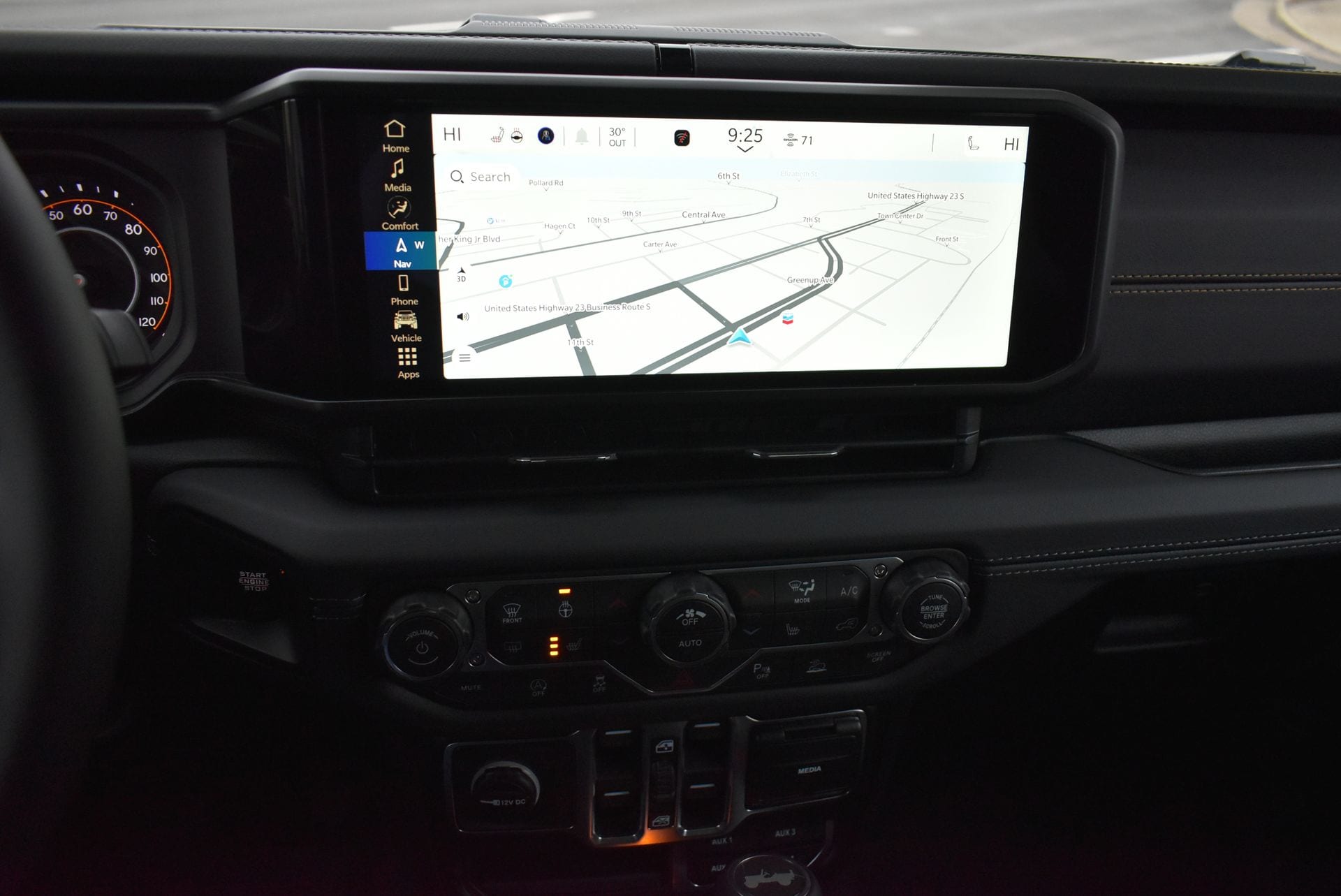2026 Jeep Wrangler 4-Door Sahara - Photo 24