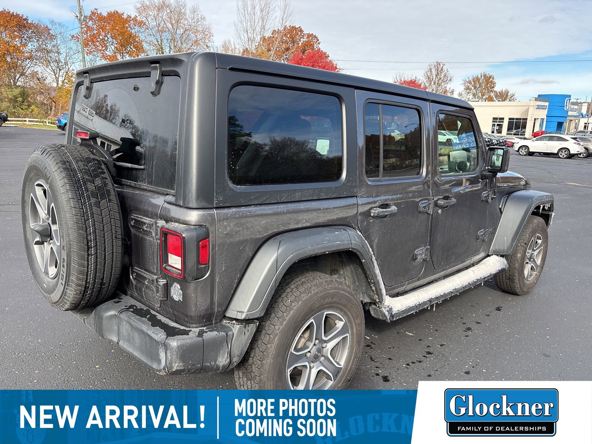 2022 Jeep Wrangler Unlimited Sport S photo 3