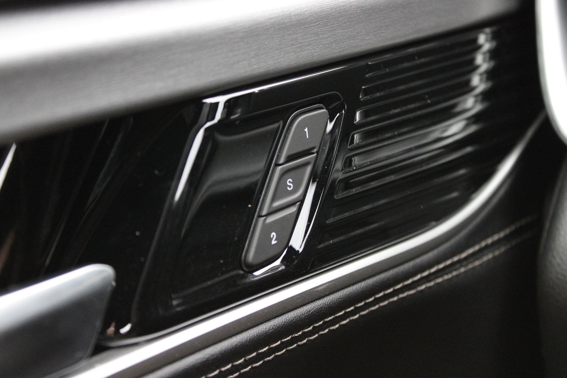 2026 Jeep Grand Wagoneer Limited Altitude - Photo 19