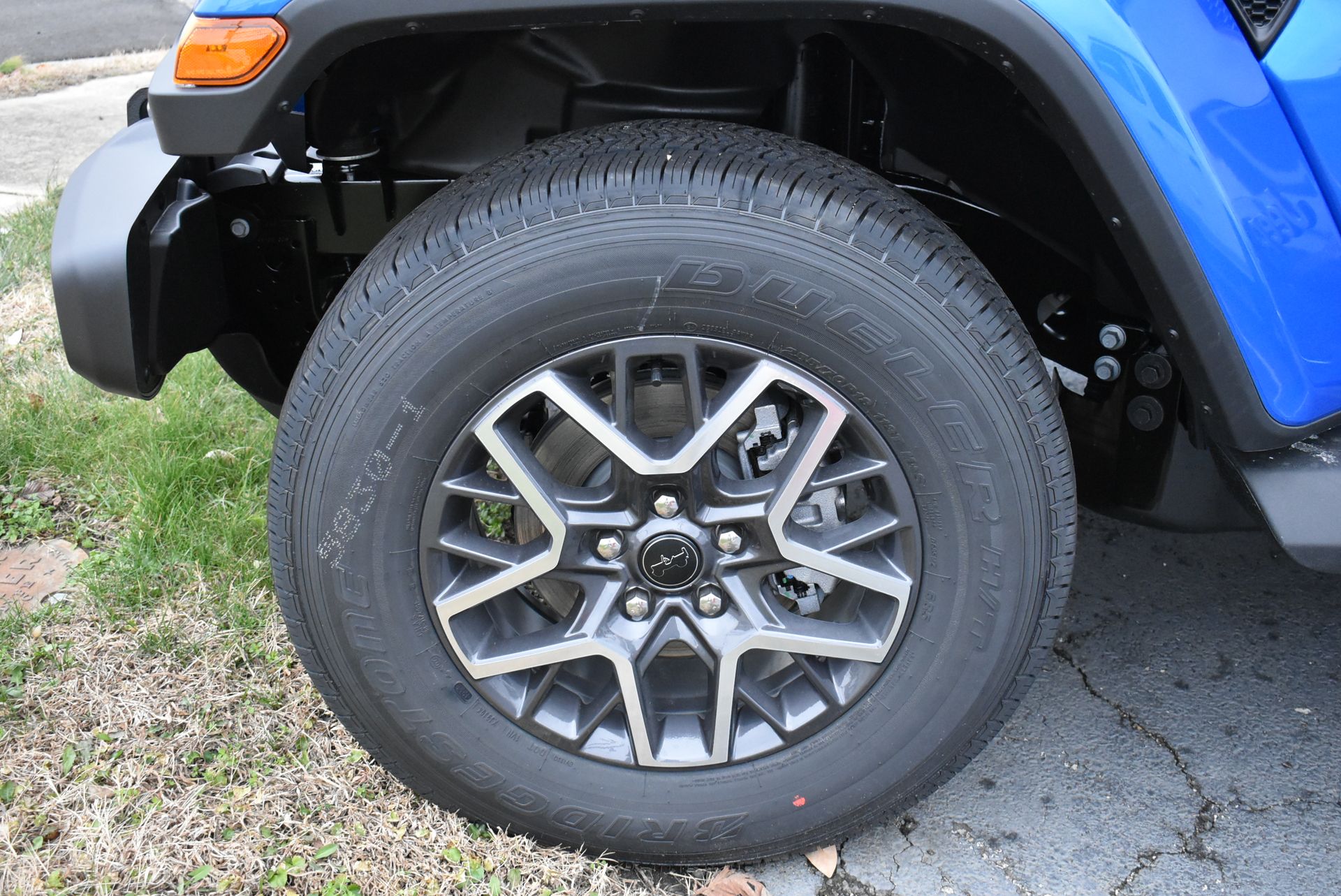 2026 Jeep Wrangler 4-Door Sahara - Photo 9