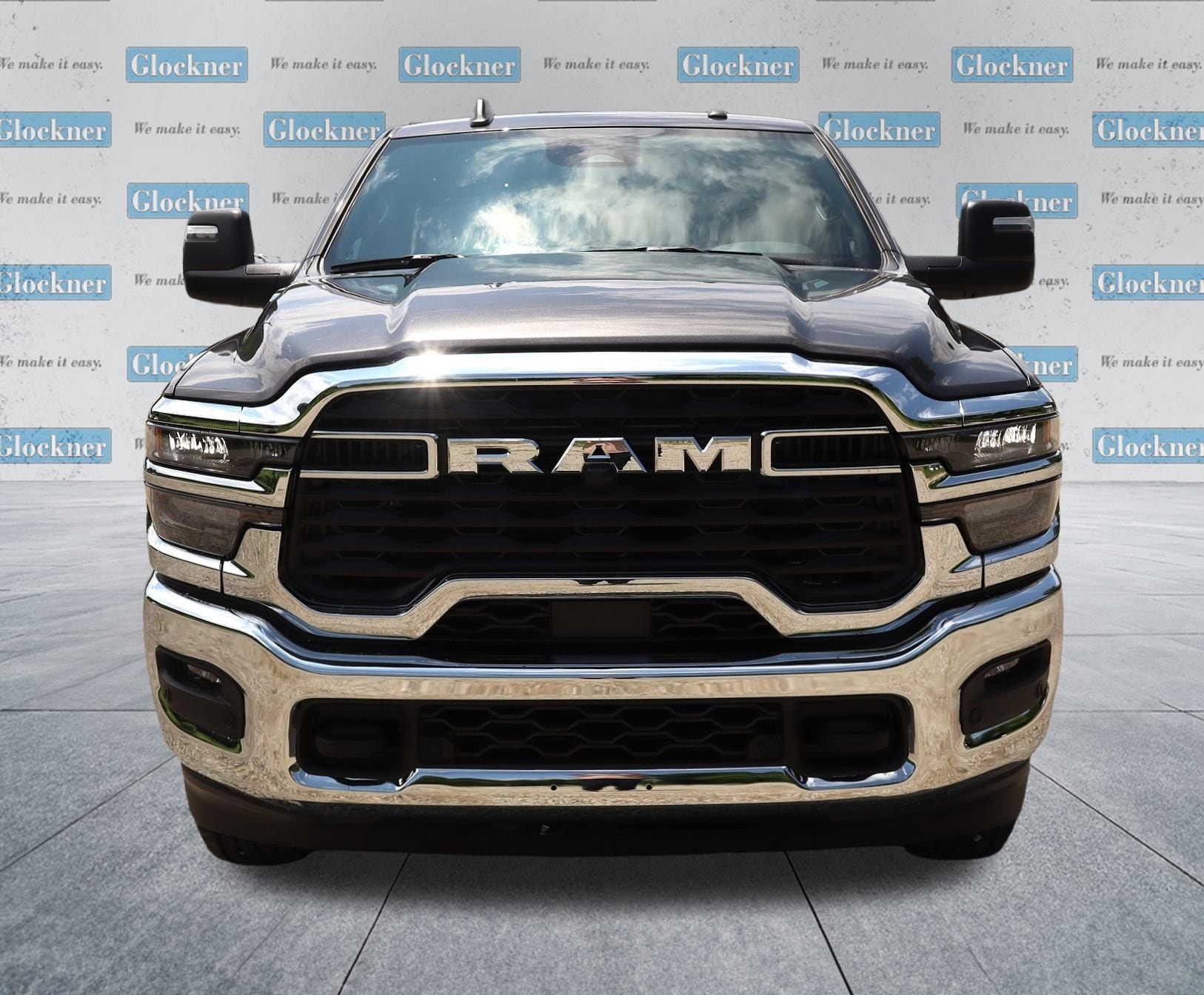 2025 RAM 2500 Tradesman - Photo 2