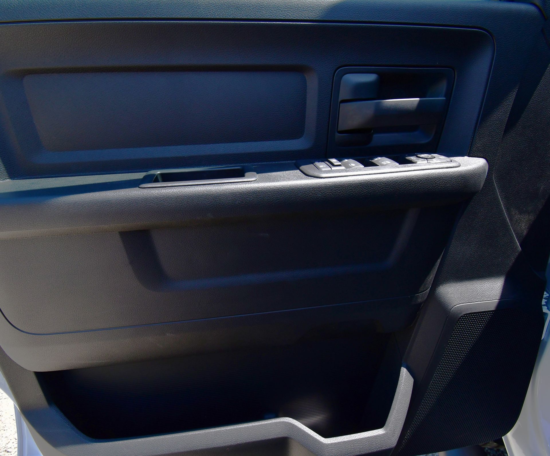 2025 RAM 2500 Tradesman - Photo 10