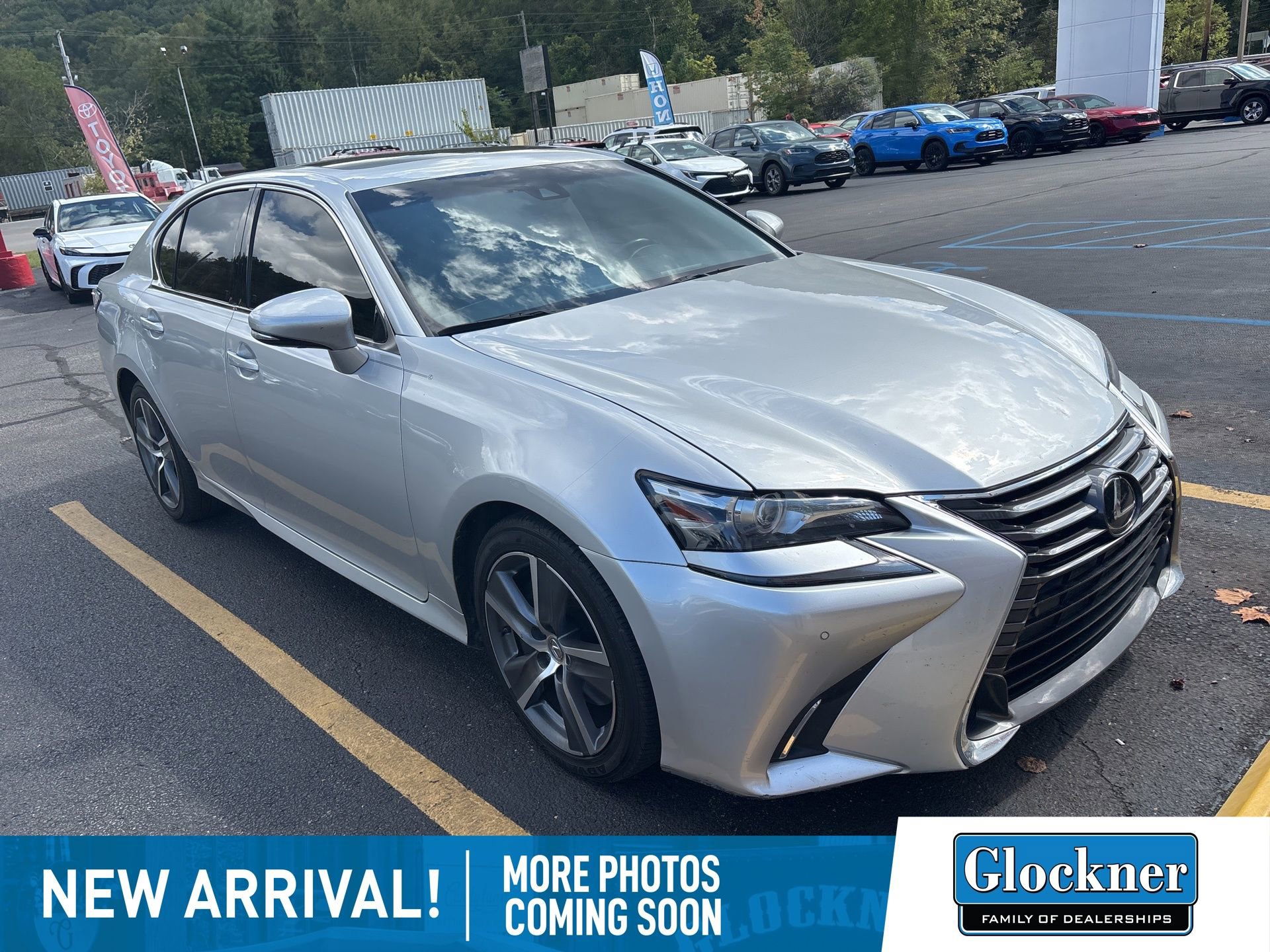 2016 Lexus GS 350 photo 2