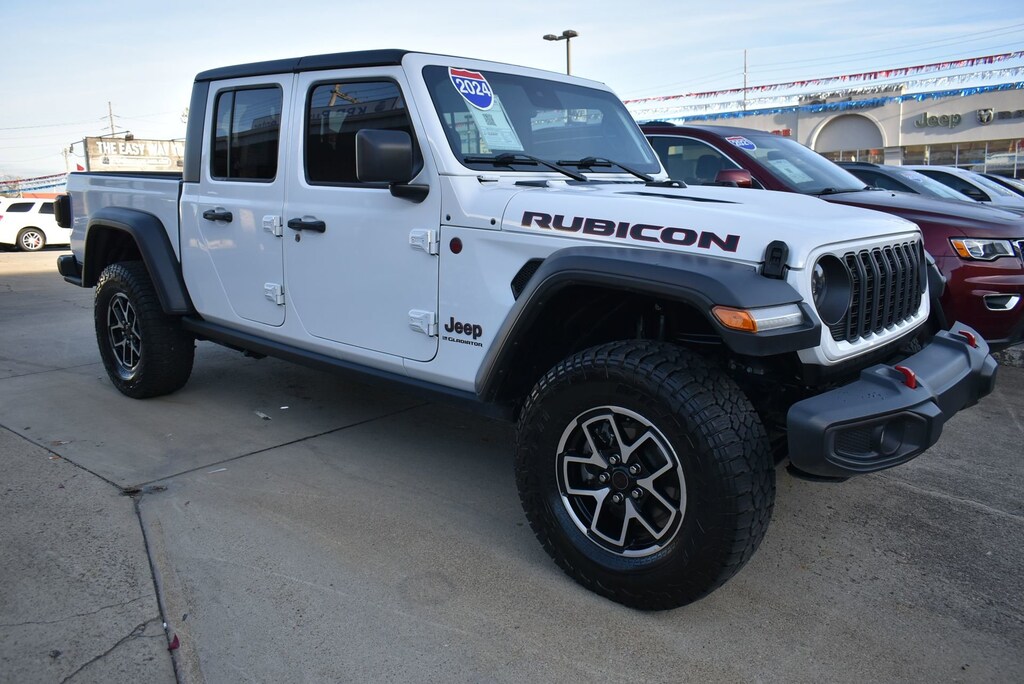 Used 2024 Jeep Gladiator Rubicon Truck Crew Cab
