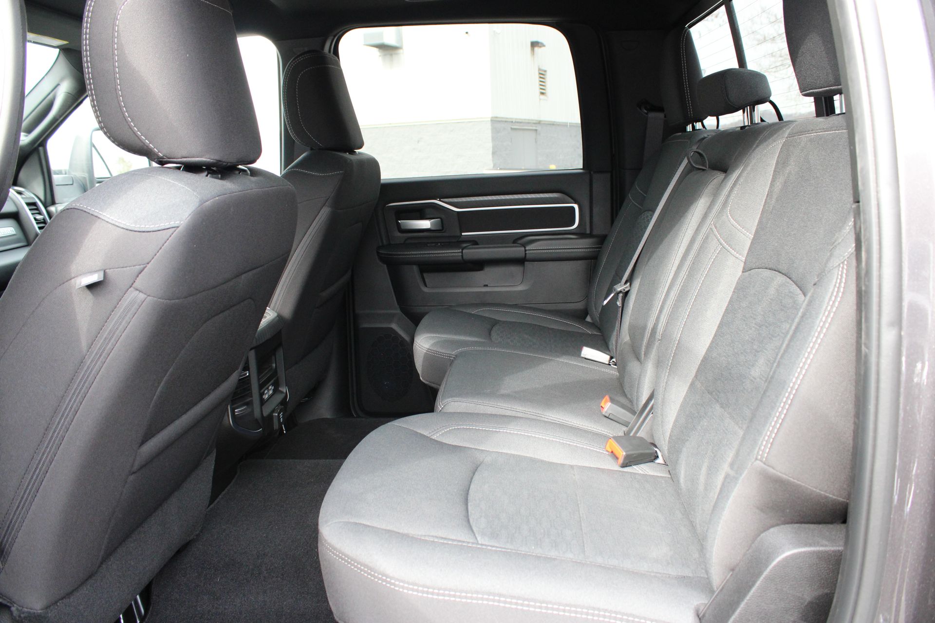 2025 RAM 2500 Big Horn - Photo 16