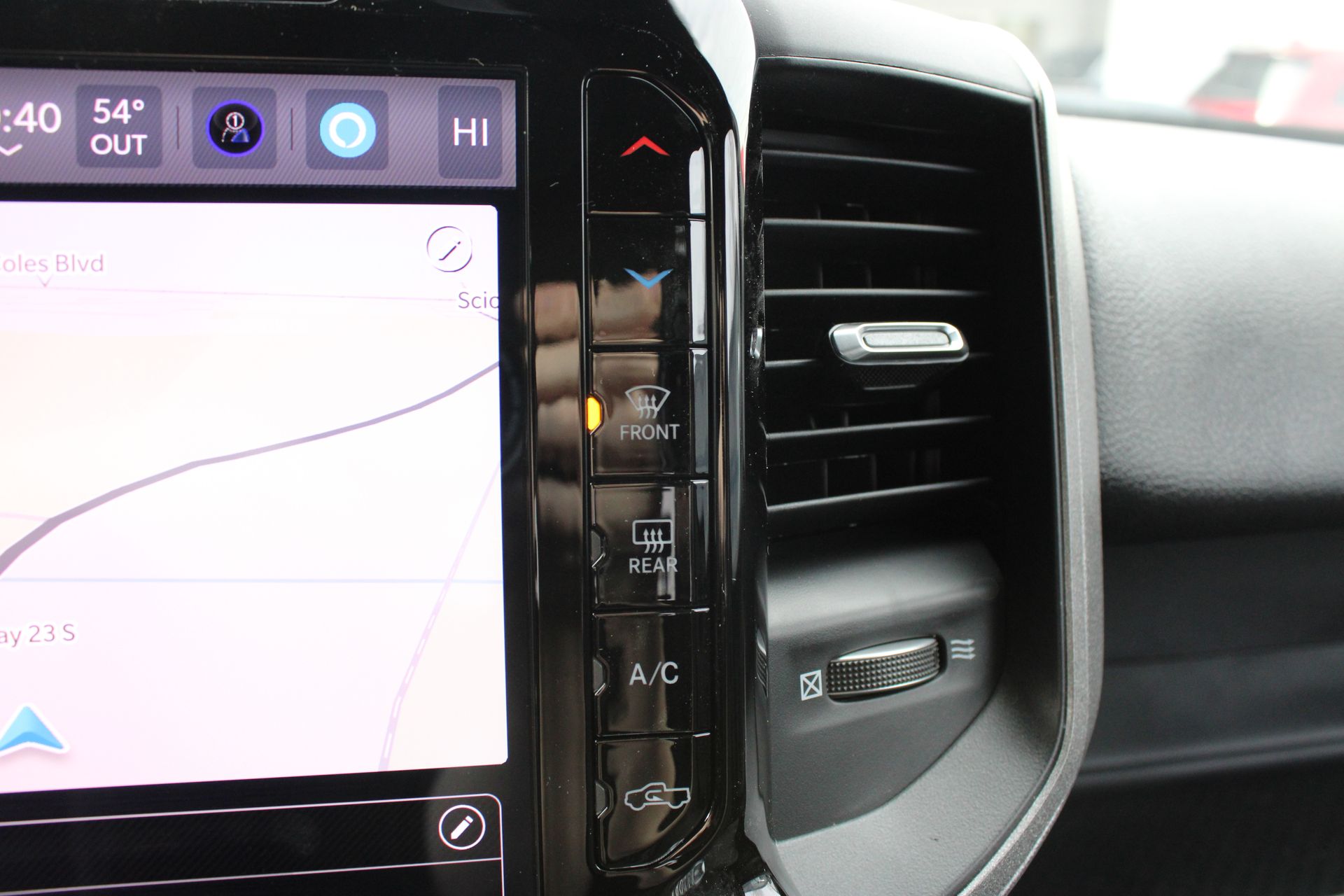 2025 RAM 2500 Tradesman - Photo 33