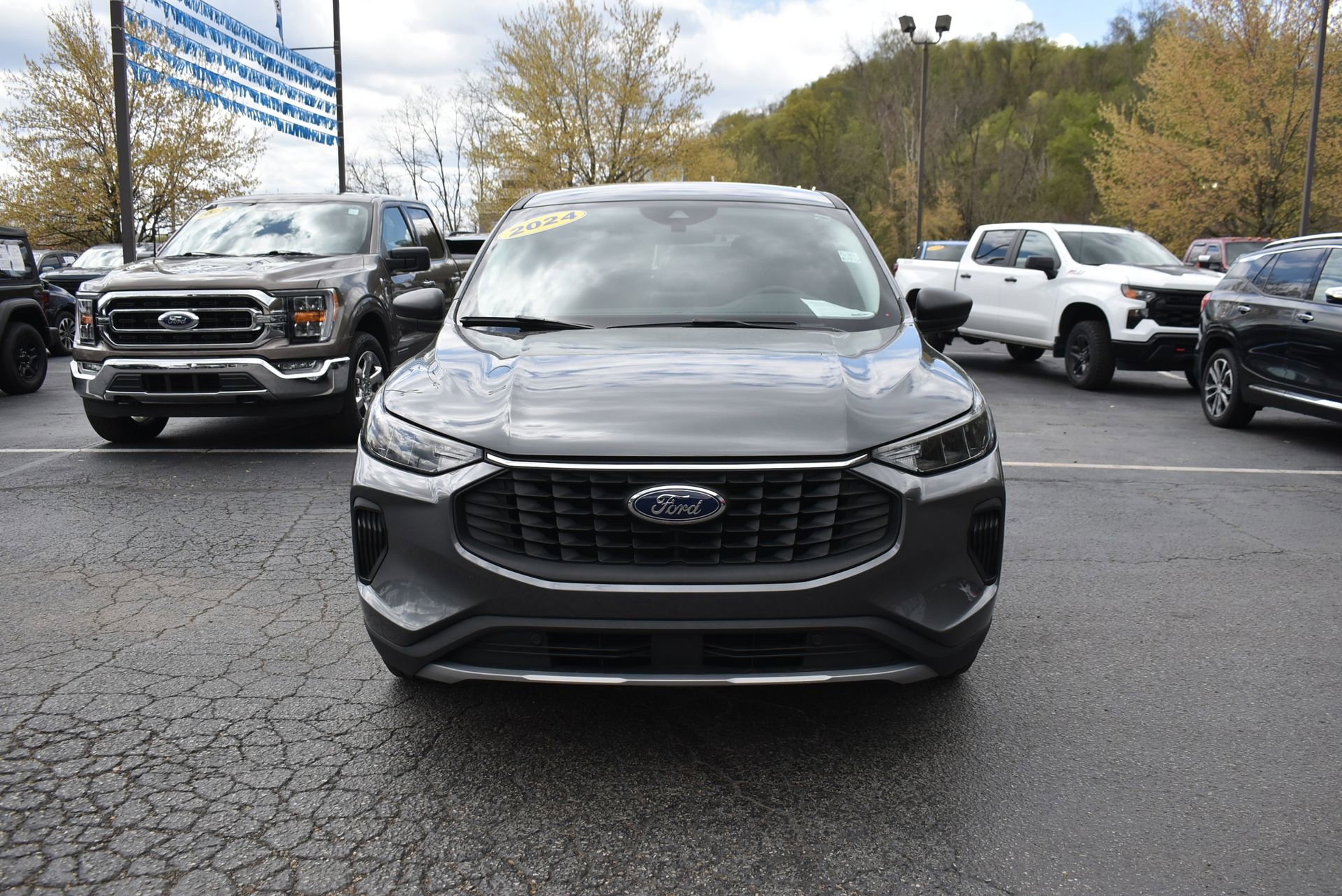 2024 Ford Escape Active photo 2