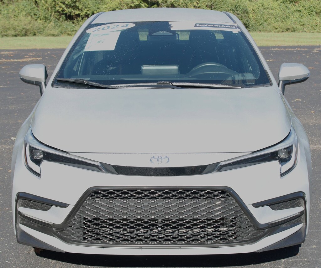 Used 2024 Toyota Corolla SE Sedan