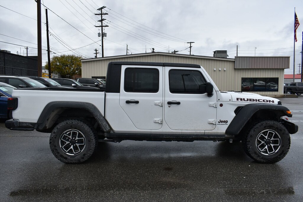 Used 2024 Jeep Gladiator Rubicon Truck Crew Cab