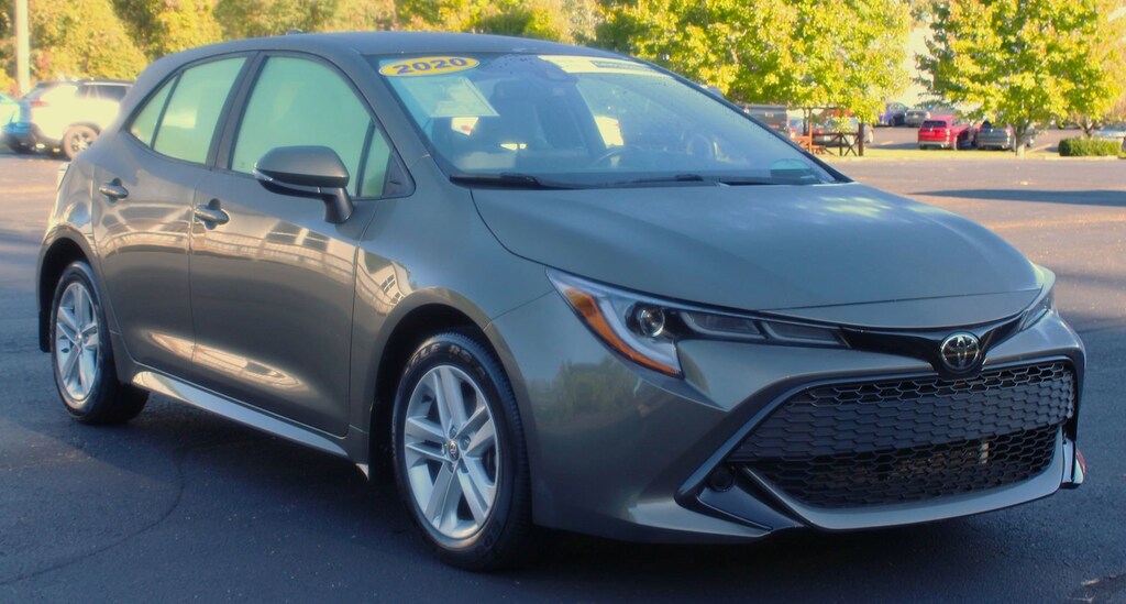Used 2020 Toyota Corolla Hatchback SE Hatchback