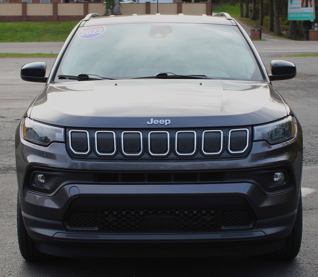 Used 2022 Jeep Compass Latitude SUV