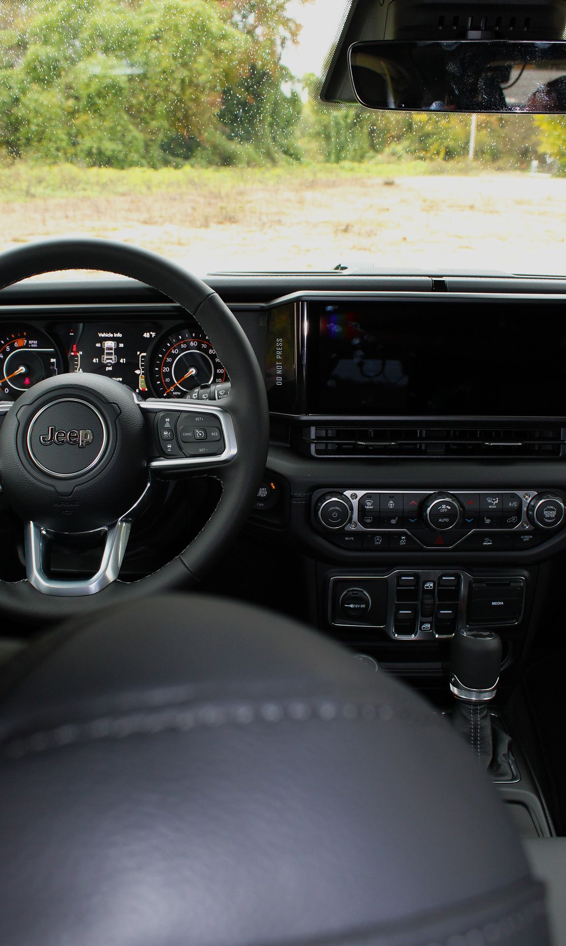 2026 Jeep Wrangler 4-Door Sahara - Photo 23