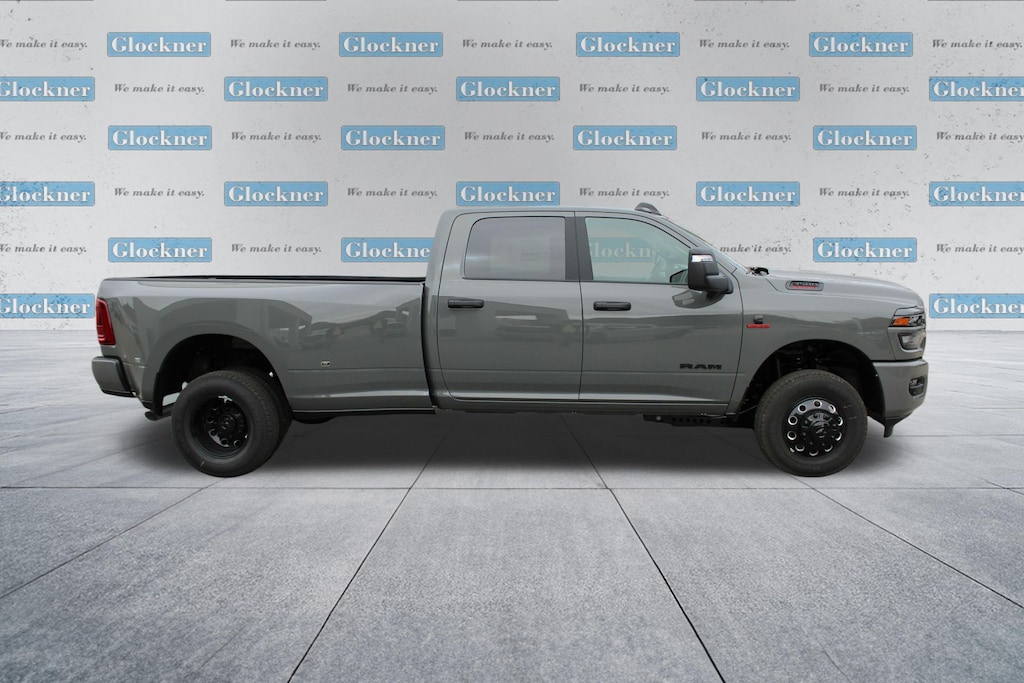 New 2026 Ram 3500 BIG HORN CREW CAB 4X4 8' BOX Pickup