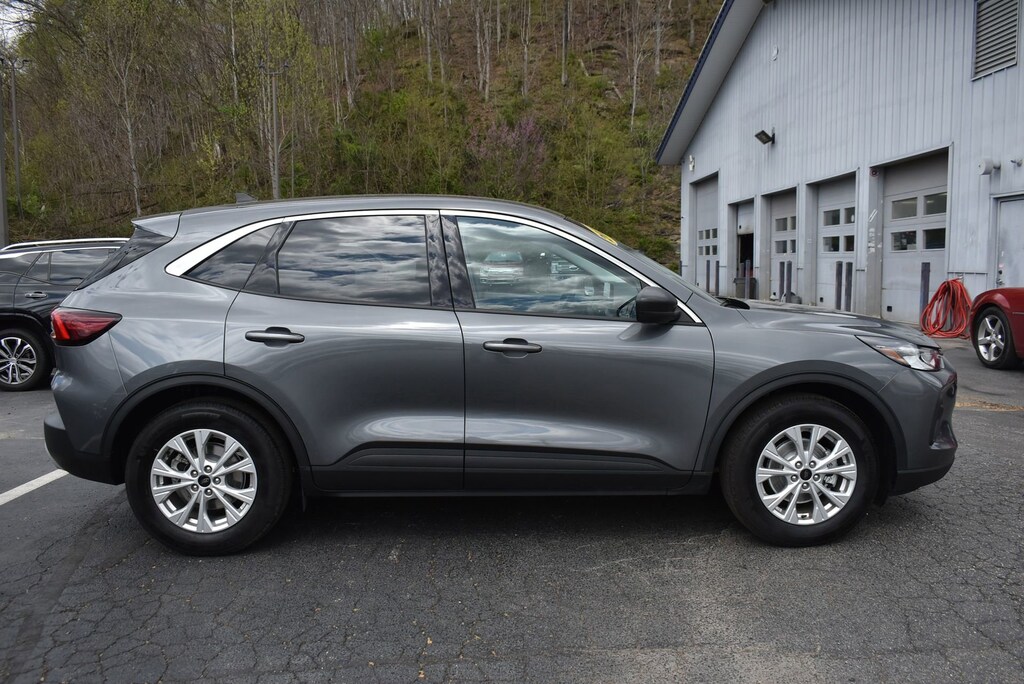 Used 2024 Ford Escape Active SUV