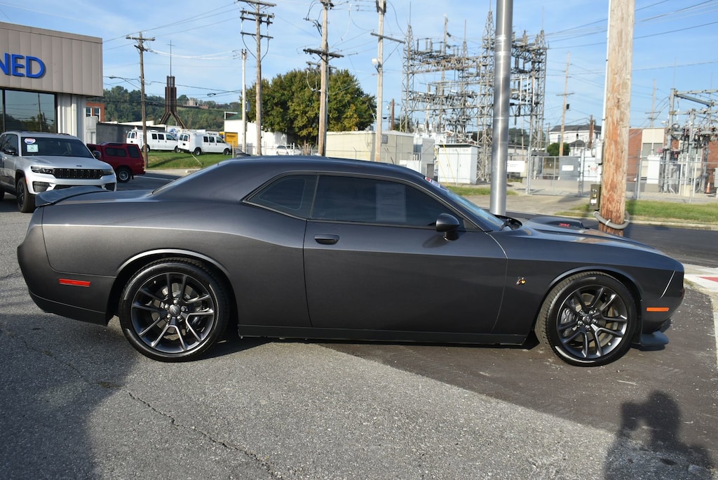 Used 2022 Dodge Challenger R/T Scat Pack Coupe
