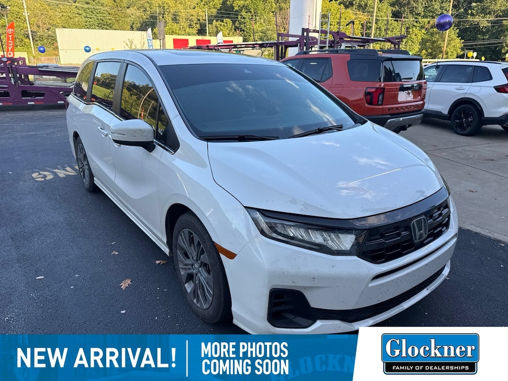 Used 2025 Honda Odyssey Touring Van