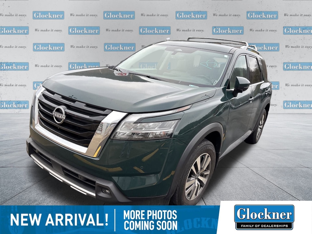 Used 2023 Nissan Pathfinder SL SUV