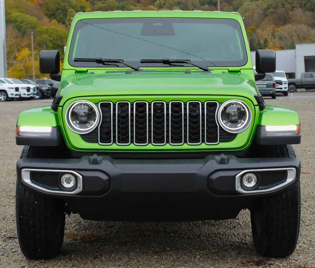 New 2026 Jeep Wrangler 4-DOOR SAHARA Sport Utility