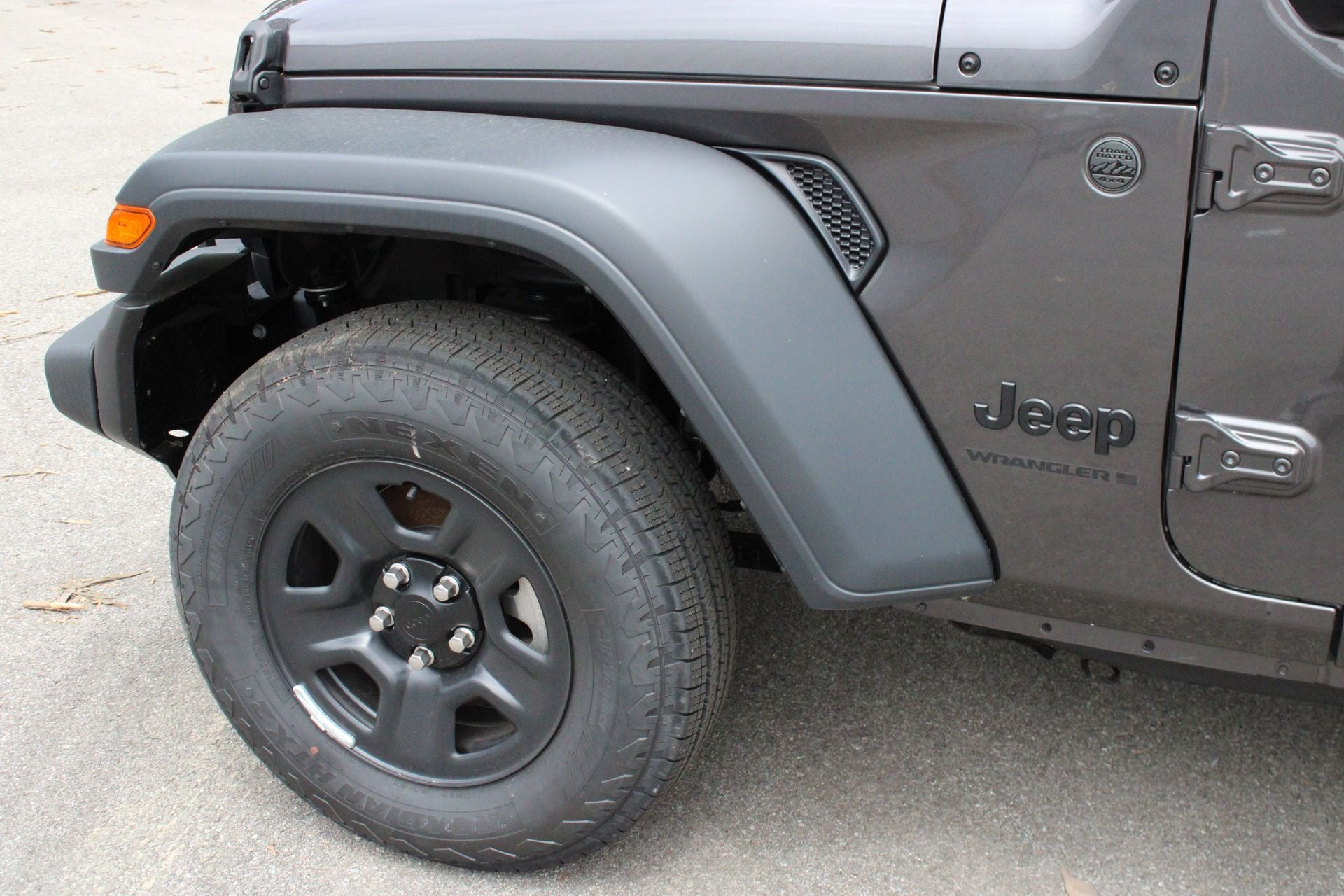 2026 Jeep Wrangler 4-Door Sport - Photo 11