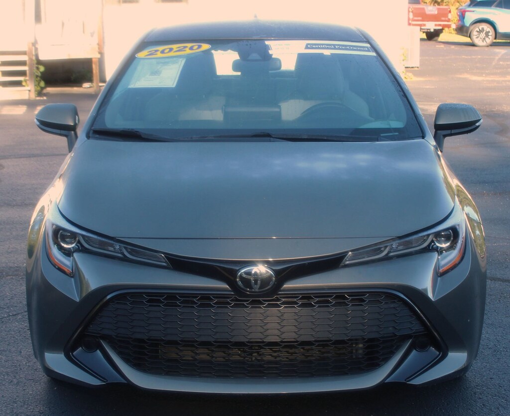 Used 2020 Toyota Corolla Hatchback SE Hatchback