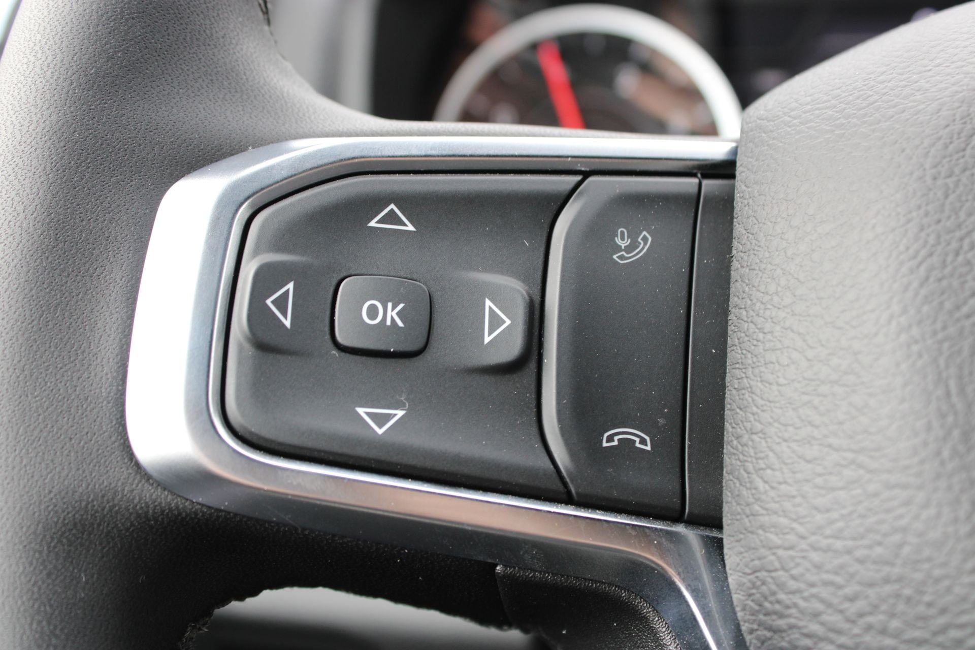 2025 RAM 2500 Big Horn - Photo 24