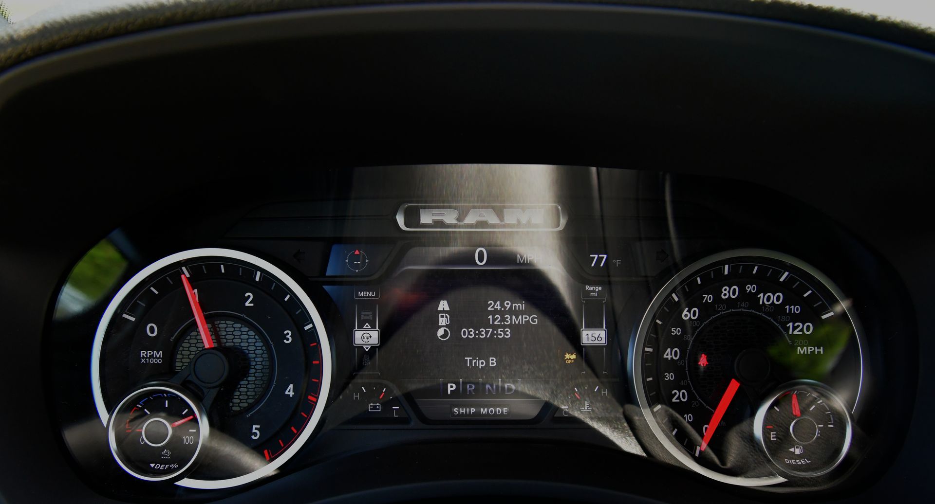 2025 RAM 2500 Tradesman - Photo 19