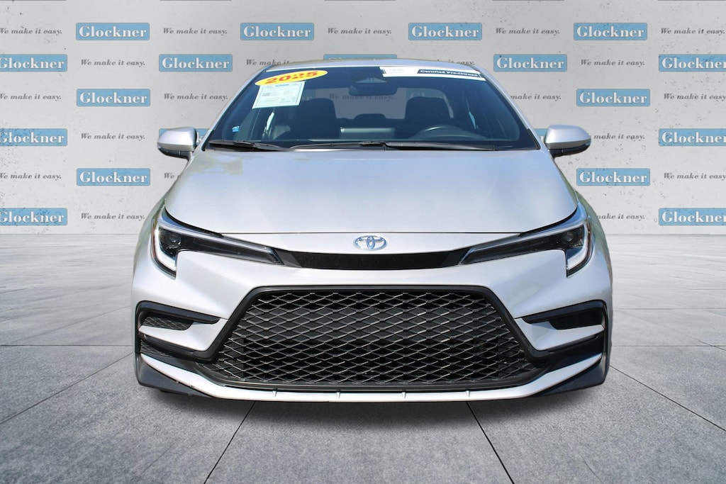 Used 2025 Toyota Corolla SE Sedan