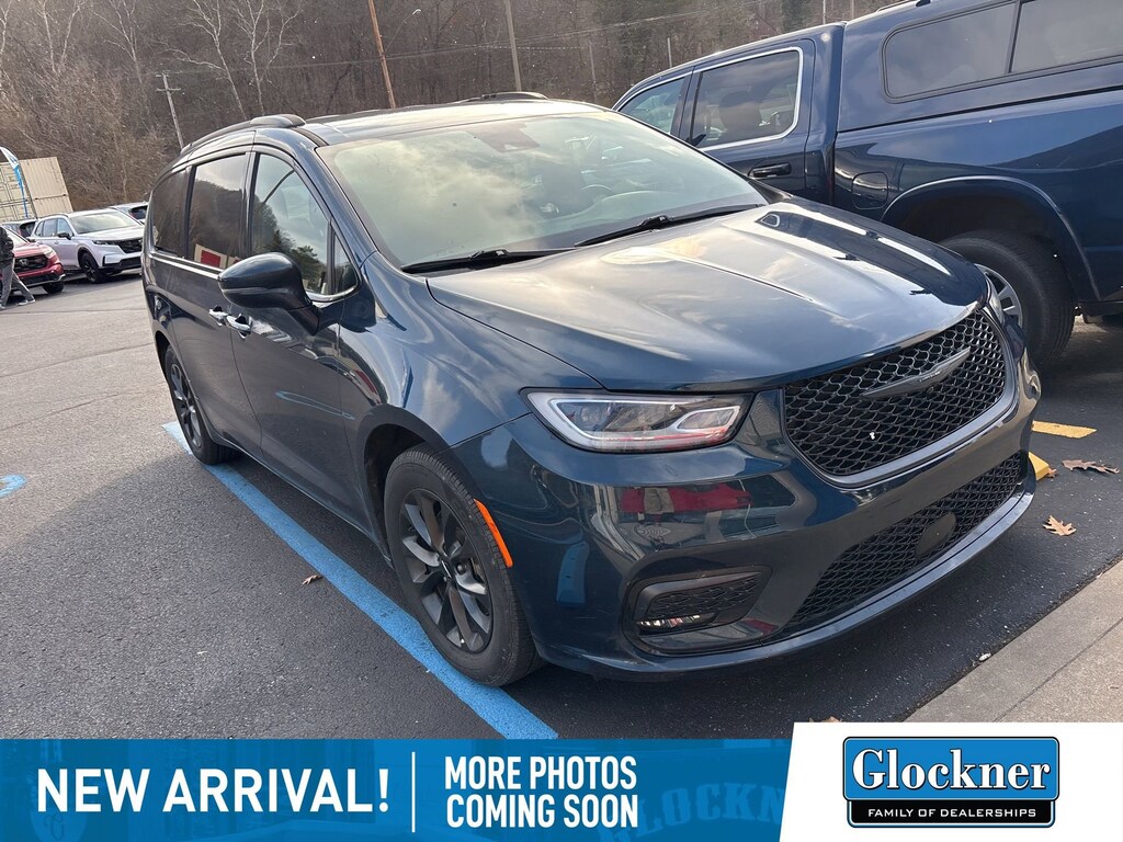 Used 2021 Chrysler Pacifica Touring Van Passenger Van