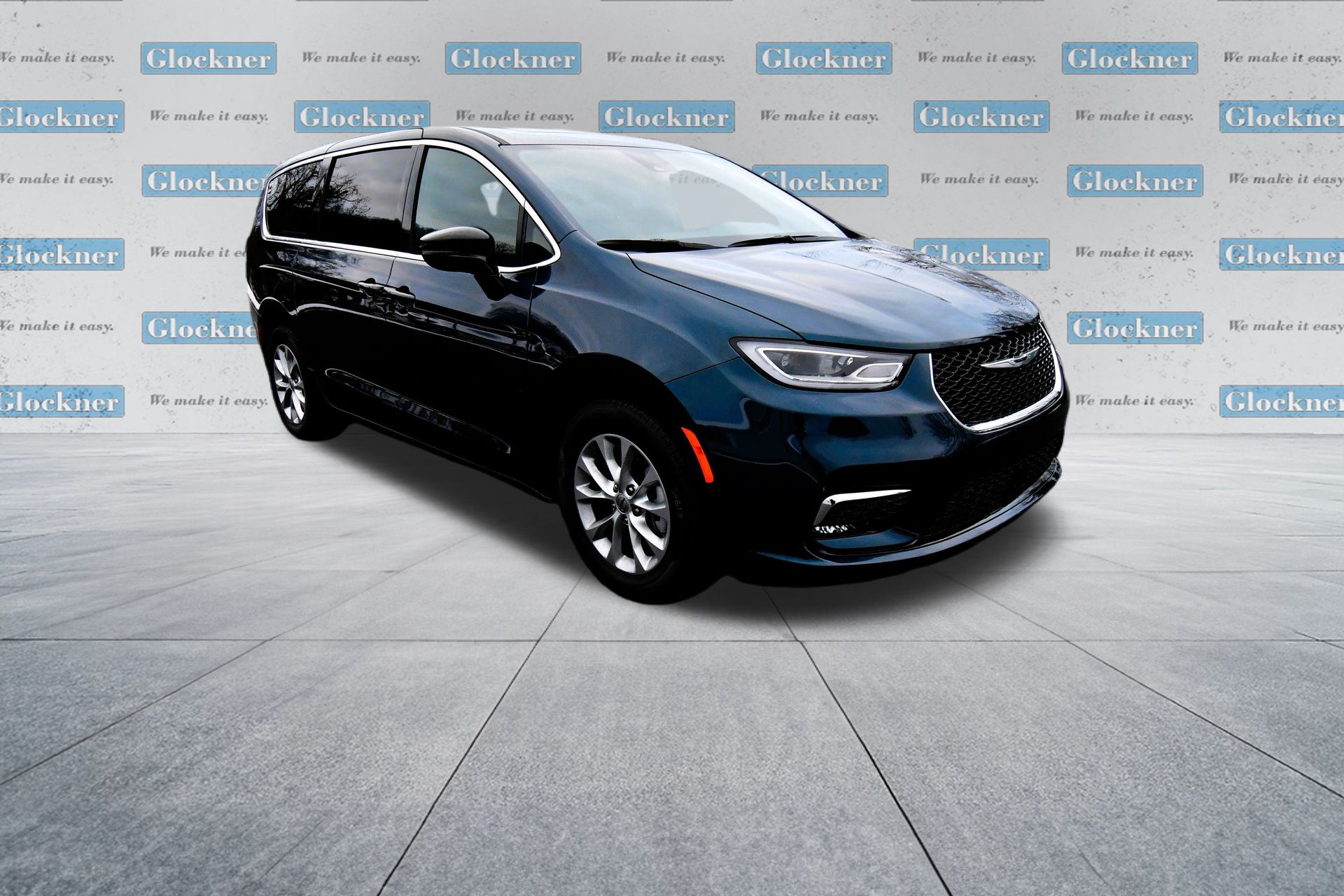 2025 Chrysler Pacifica photo 3