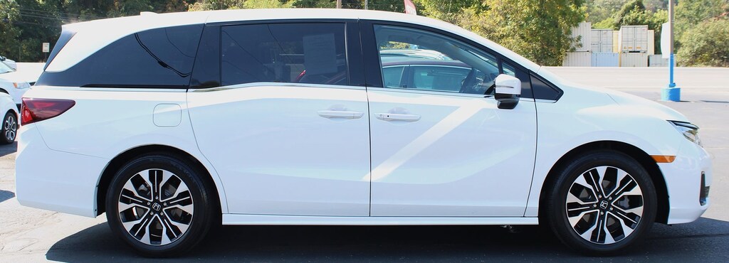 Used 2025 Honda Odyssey Elite Van