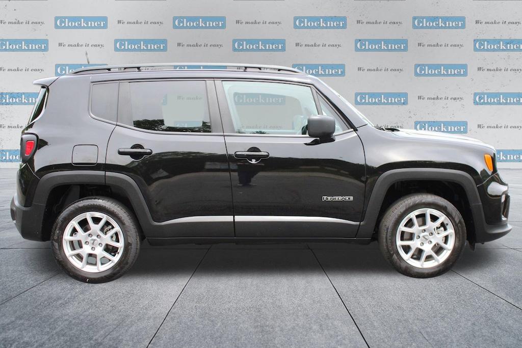 Used 2022 Jeep Renegade Latitude SUV