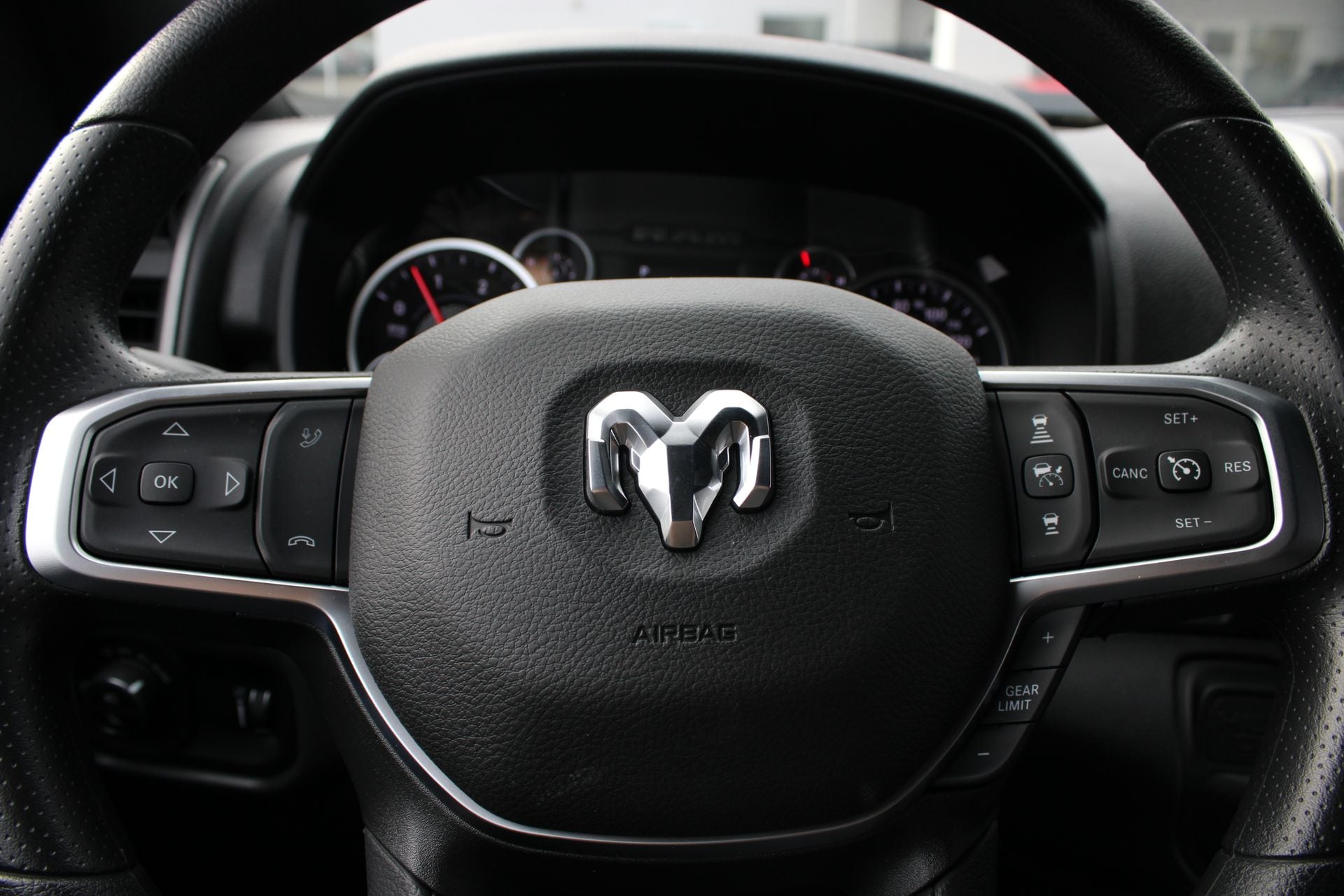 2025 RAM 2500 Tradesman - Photo 23