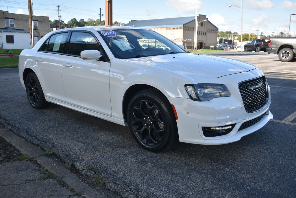 Certified 2022 Chrysler 300 Touring Sedan