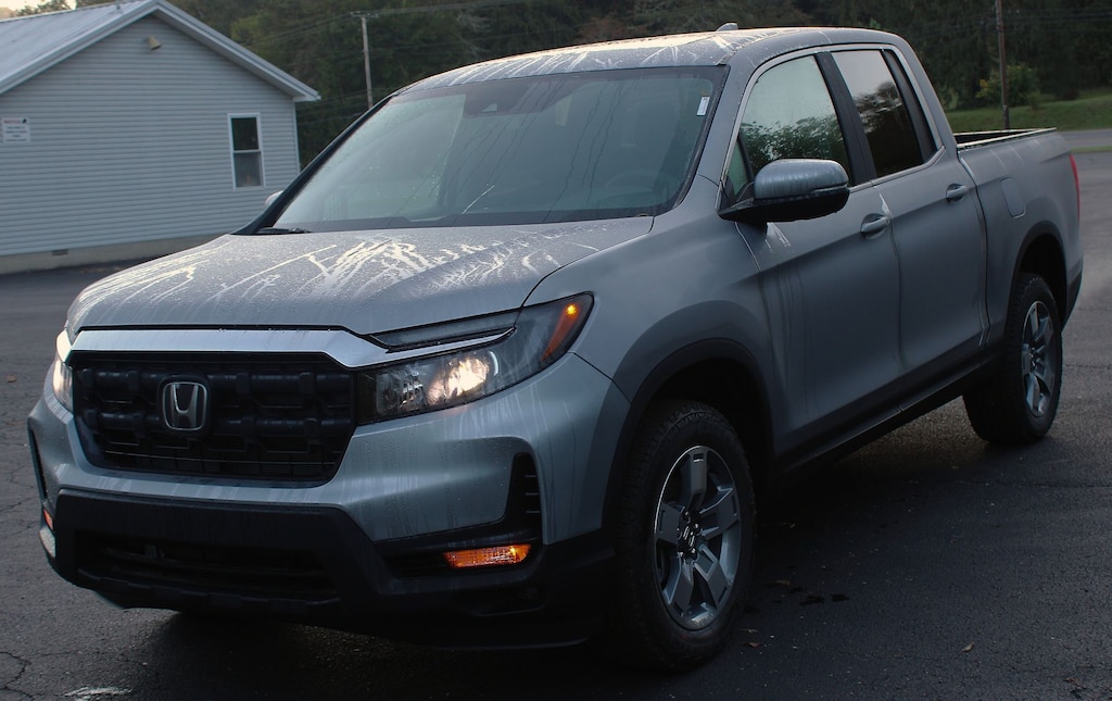 New 2025 Honda Ridgeline RTL Truck Crew Cab