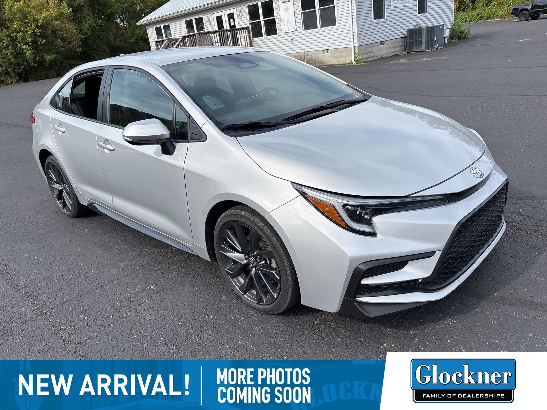 2024 Toyota Corolla SE photo 2
