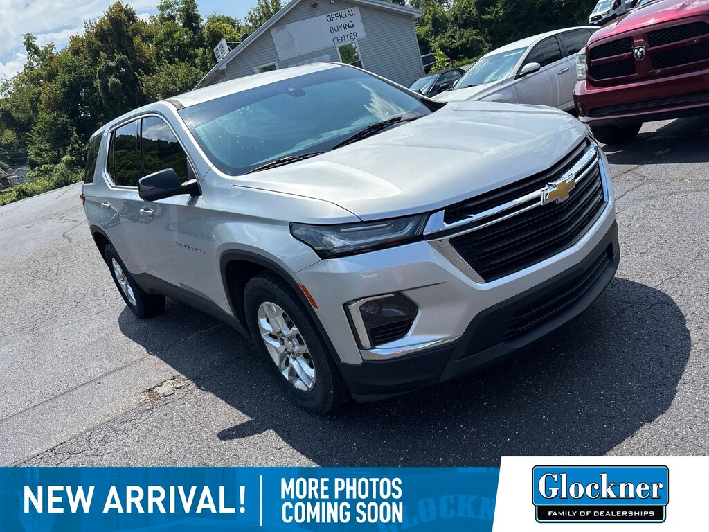 Used 2022 Chevrolet Traverse LS SUV