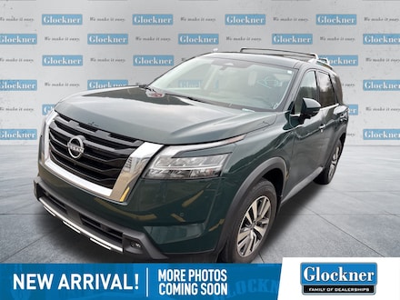2023 Nissan Pathfinder SL SUV