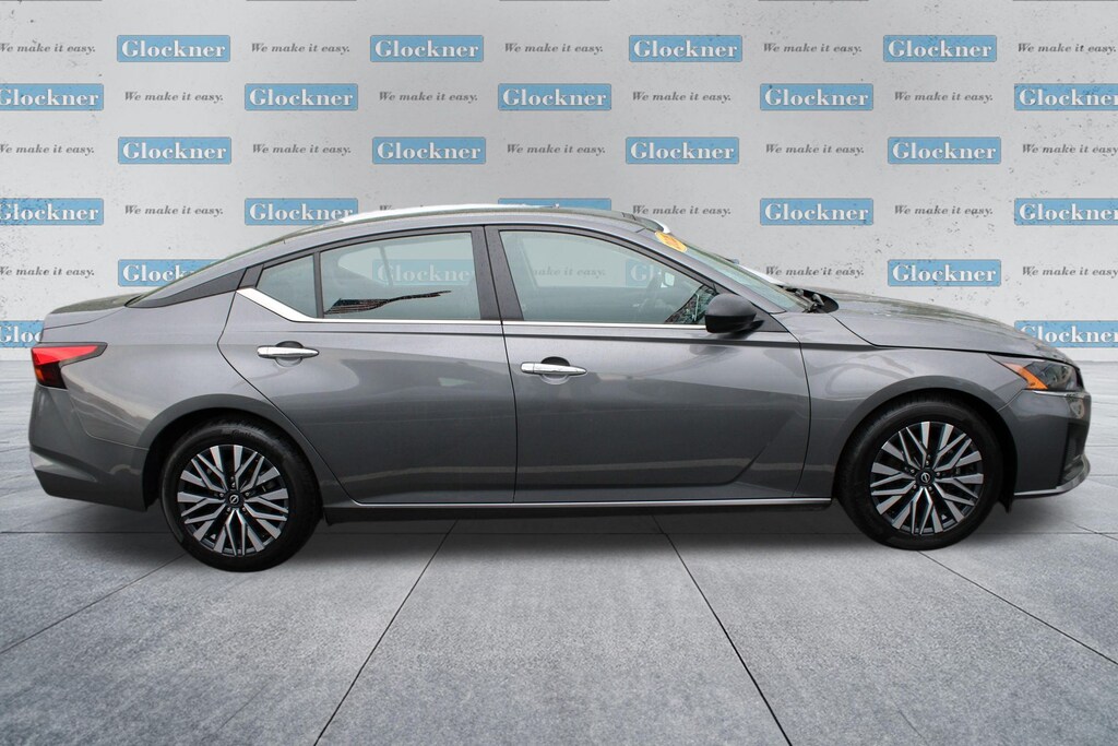 Certified 2025 Nissan Altima 2.5 SV Sedan